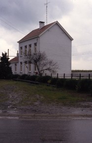 VELM  DIA 83-4705.jpg